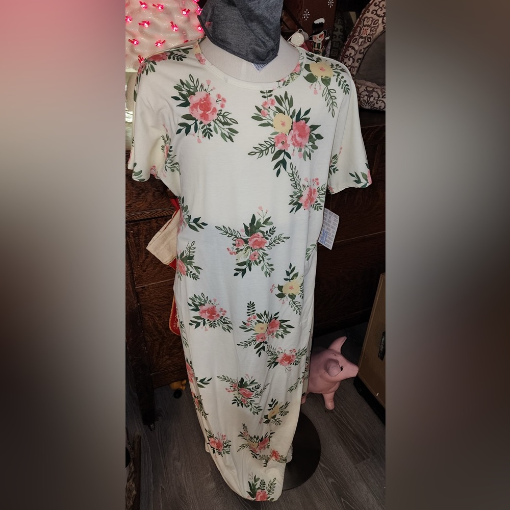 Beautiful LuLaRoe Maria Maxi Dress, XL, cream with pink floral NWT